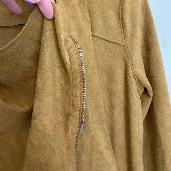 Blank NYC Drape Front Faux Suede Jacket - Picture 4 of 6